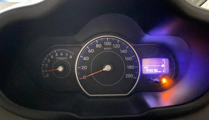 2016 Hyundai i10 SPORTZ 1.1, Petrol, Manual, 39,855 km, Odometer Image