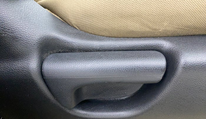 2016 Honda City 1.5L I-VTEC V MT, Petrol, Manual, 74,578 km, Driver Side Adjustment Panel