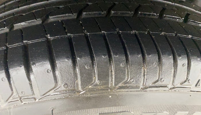 2016 Honda City 1.5L I-VTEC V MT, Petrol, Manual, 74,578 km, Right Rear Tyre Tread