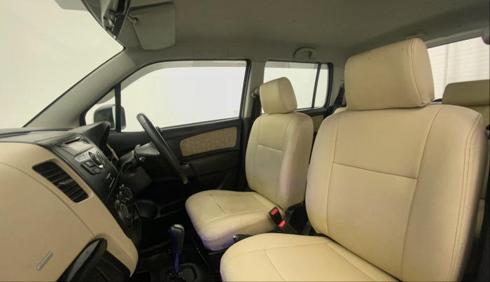 2018 Maruti Wagon R 1.0 VXI AMT, Petrol, Automatic, 34,473 km, Right Side Front Door Cabin