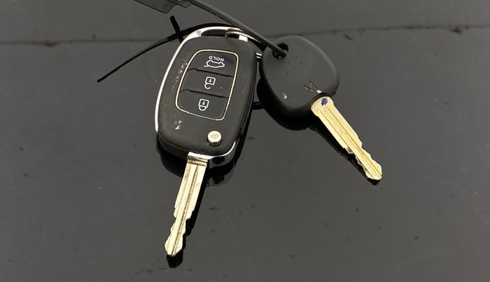 2018 Hyundai Elite i20 ASTA 1.2, Petrol, Manual, 1,15,411 km, Key Close Up