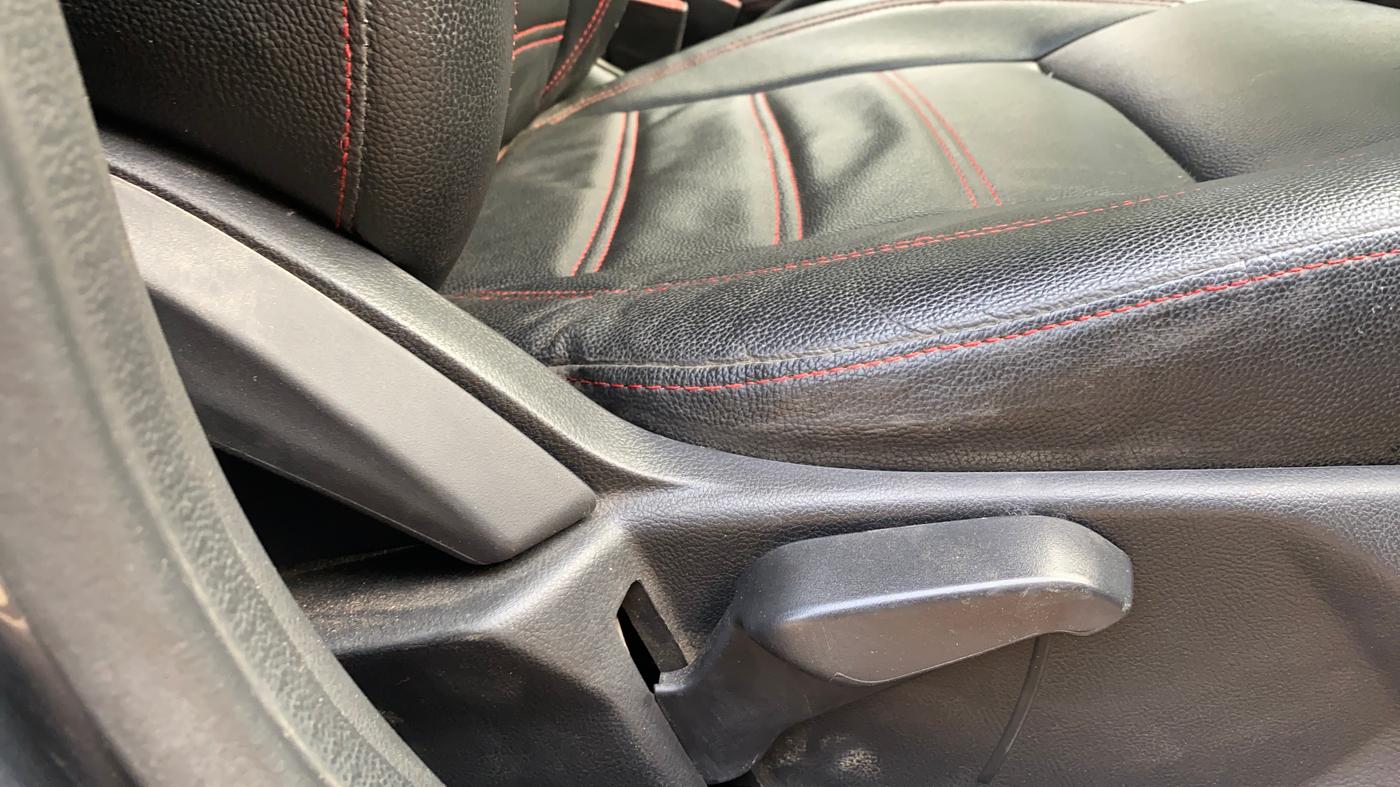 2020 Ford New Figo TITANIUM1.5 DIESEL, Diesel, Manual, 38,829 km, Driver Side Adjustment Panel