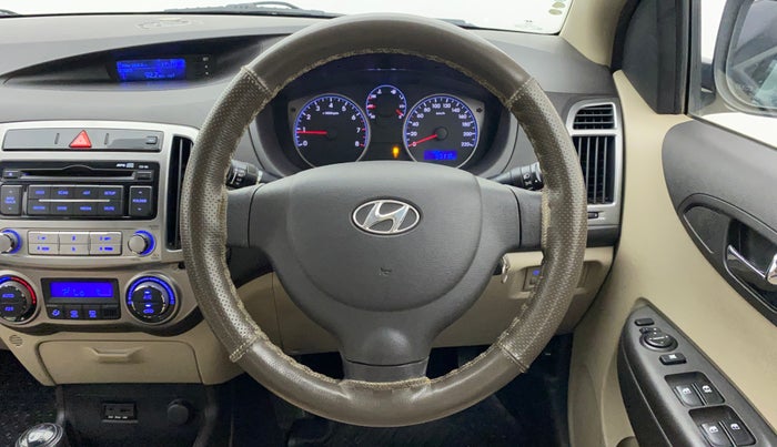 2013 Hyundai i20 MAGNA (O) 1.2, Petrol, Manual, 50,116 km, Steering Wheel Close Up