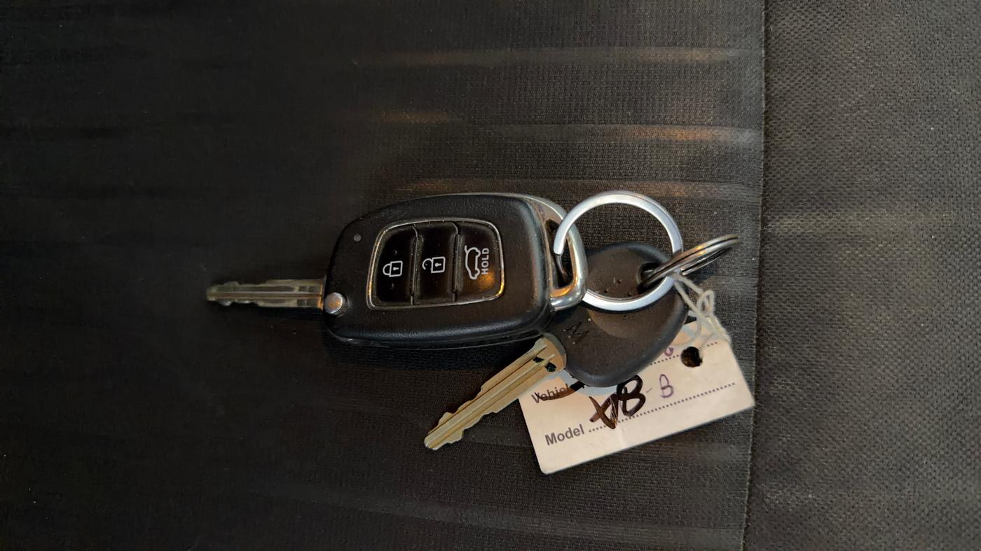 2018 Hyundai Elite i20 ASTA 1.2 DUAL TONE, Petrol, Manual, 66,592 km, Key Close Up
