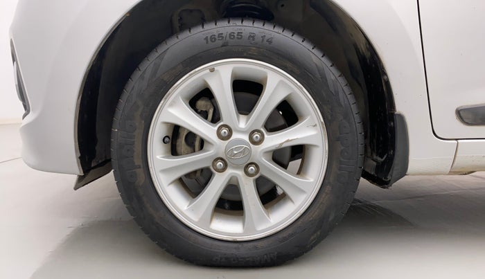 2015 Hyundai Grand i10 ASTA AT 1.2 KAPPA VTVT, Petrol, Automatic, 64,687 km, Left Front Wheel