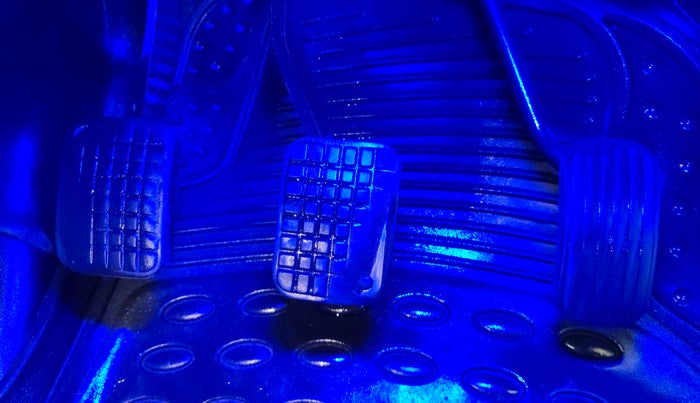 2017 Tata TIGOR XZ (O) PETROL, Petrol, Manual, 1,00,517 km, Pedals