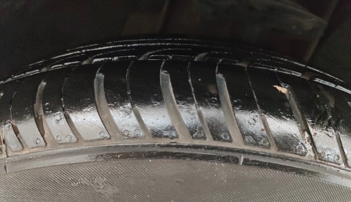 2017 Tata TIGOR XZ (O) PETROL, Petrol, Manual, 1,00,517 km, Right Front Tyre Tread