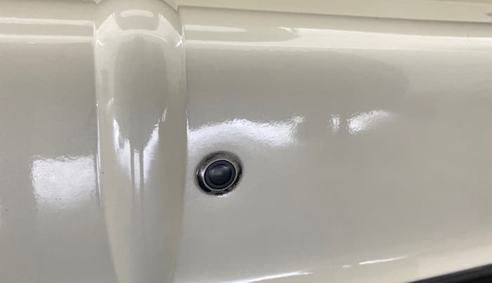 2020 Mahindra XUV500 W7, Diesel, Manual, 61,904 km, Parking Camera