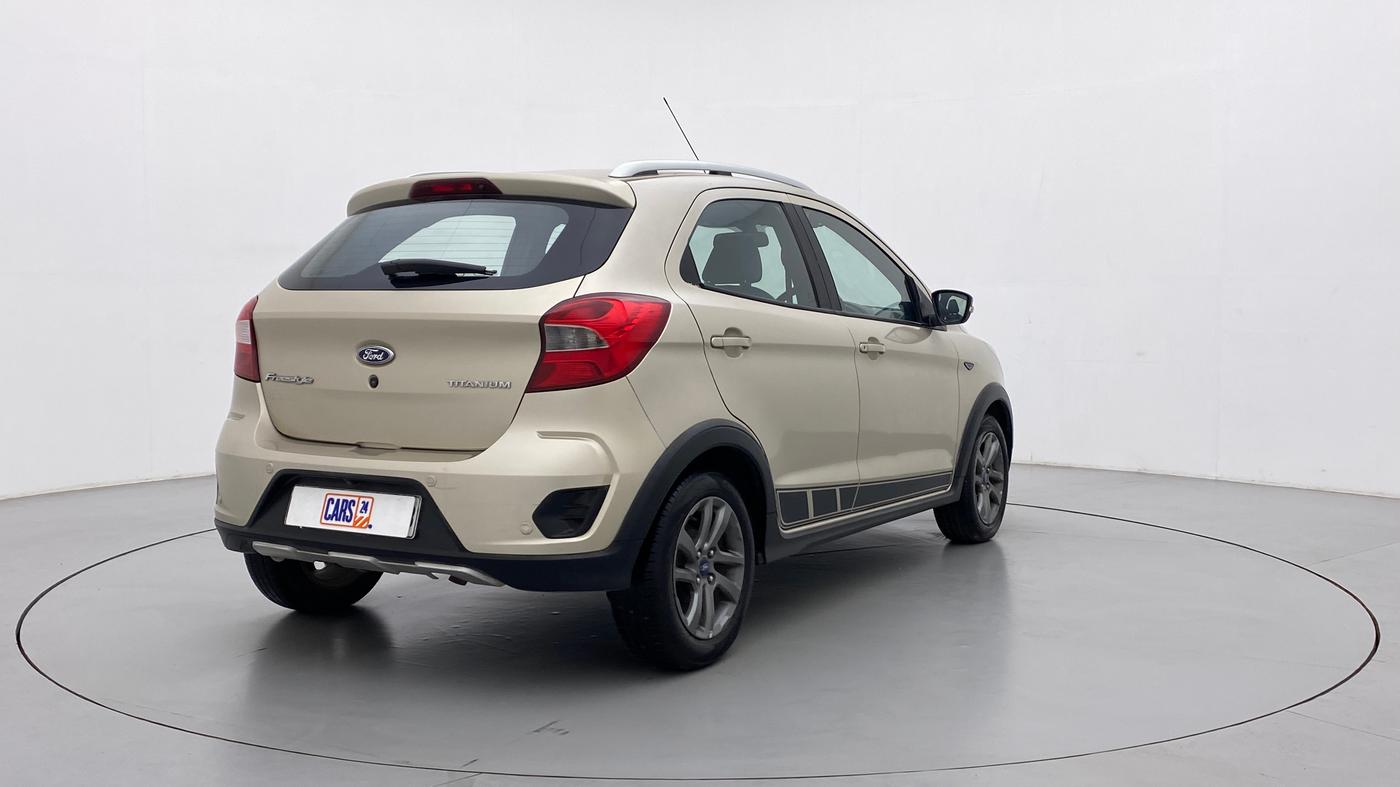 2018 Ford FREESTYLE TITANIUM 1.2 TI-VCT MT, Petrol, Manual, 49,580 km, Right Back Diagonal