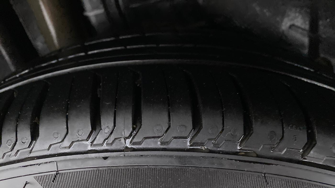2018 Ford FREESTYLE TITANIUM 1.2 TI-VCT MT, Petrol, Manual, 49,580 km, Right Rear Tyre Tread
