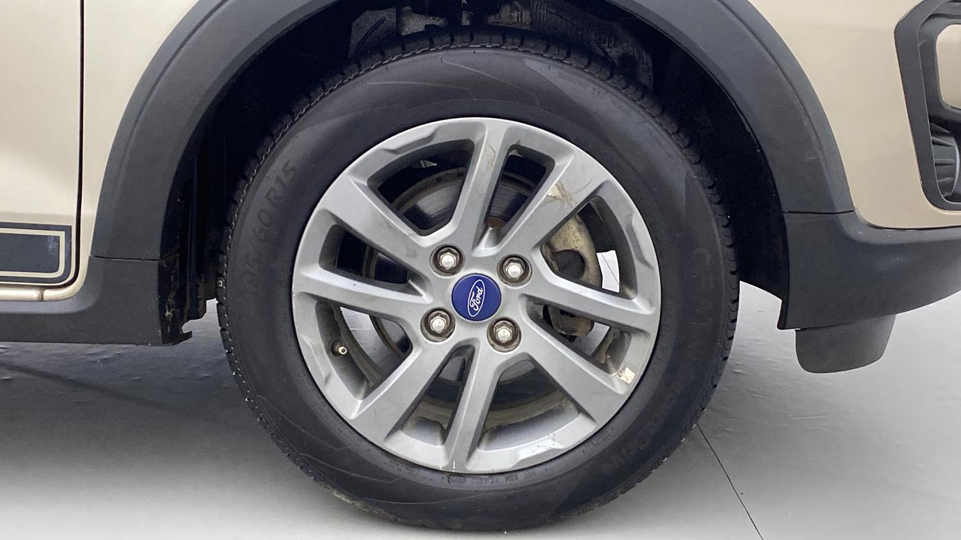 2018 Ford FREESTYLE TITANIUM 1.2 TI-VCT MT, Petrol, Manual, 49,580 km, Right Front Wheel