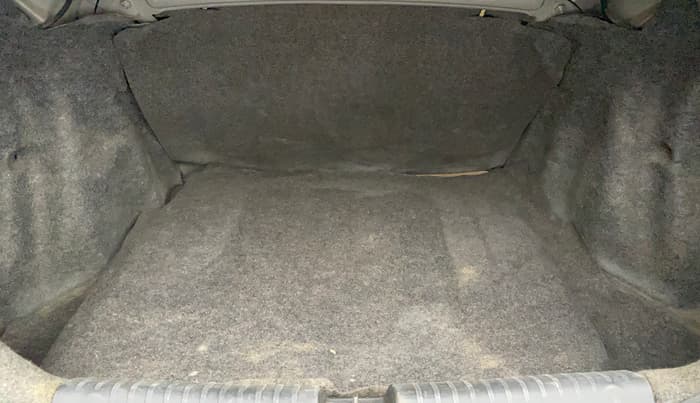 2014 Honda Amaze 1.2L I-VTEC S, Petrol, Manual, 84,220 km, Boot Inside