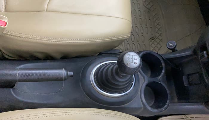 2014 Honda Amaze 1.2L I-VTEC S, Petrol, Manual, 84,220 km, Gear Lever