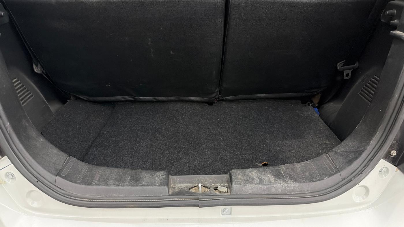 2016 Maruti Wagon R 1.0 LXI, Petrol, Manual, 43,339 km, Boot Inside