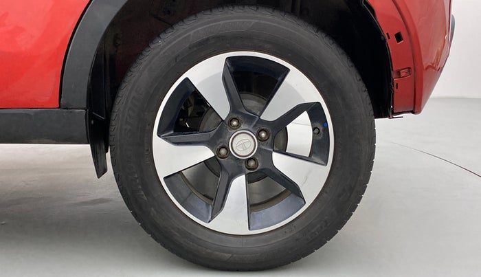 2018 Tata NEXON XZA + 1.2 PETROL A/T, Petrol, Automatic, 31,832 km, Left Rear Wheel