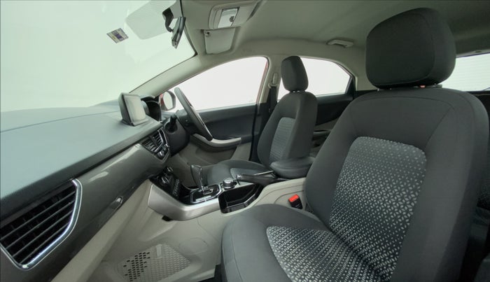 2018 Tata NEXON XZA + 1.2 PETROL A/T, Petrol, Automatic, 31,832 km, Right Side Front Door Cabin