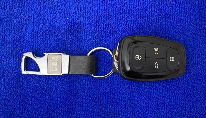 2018 Tata NEXON XZA + 1.2 PETROL A/T, Petrol, Automatic, 31,832 km, Key Close Up