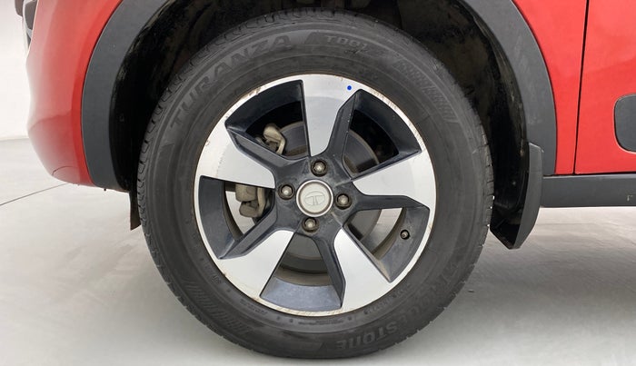 2018 Tata NEXON XZA + 1.2 PETROL A/T, Petrol, Automatic, 31,832 km, Left Front Wheel