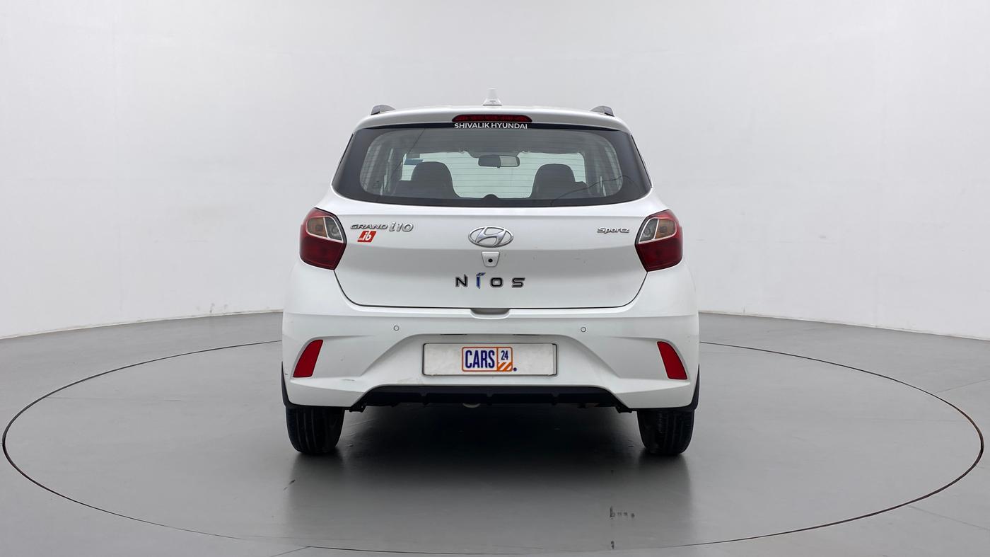 2020 Hyundai GRAND I10 NIOS SPORTZ AMT 1.2 KAPPA VTVT, Petrol, Automatic, 13,085 km, Back/Rear