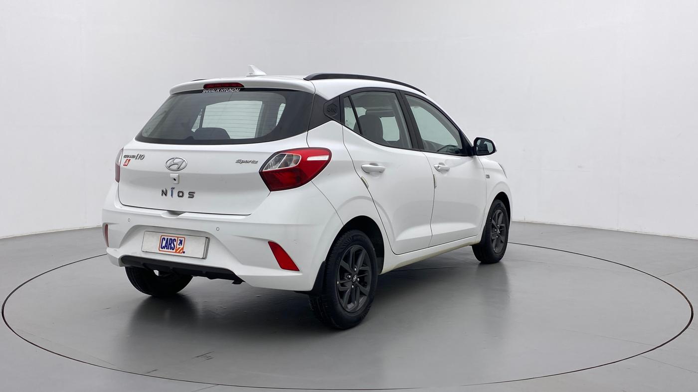 2020 Hyundai GRAND I10 NIOS SPORTZ AMT 1.2 KAPPA VTVT, Petrol, Automatic, 13,085 km, Right Back Diagonal