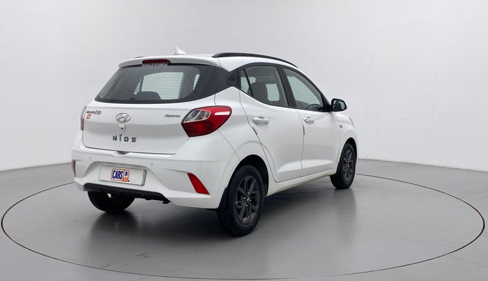 2020 Hyundai GRAND I10 NIOS SPORTZ AMT 1.2 KAPPA VTVT, Petrol, Automatic, 13,085 km, Right Back Diagonal