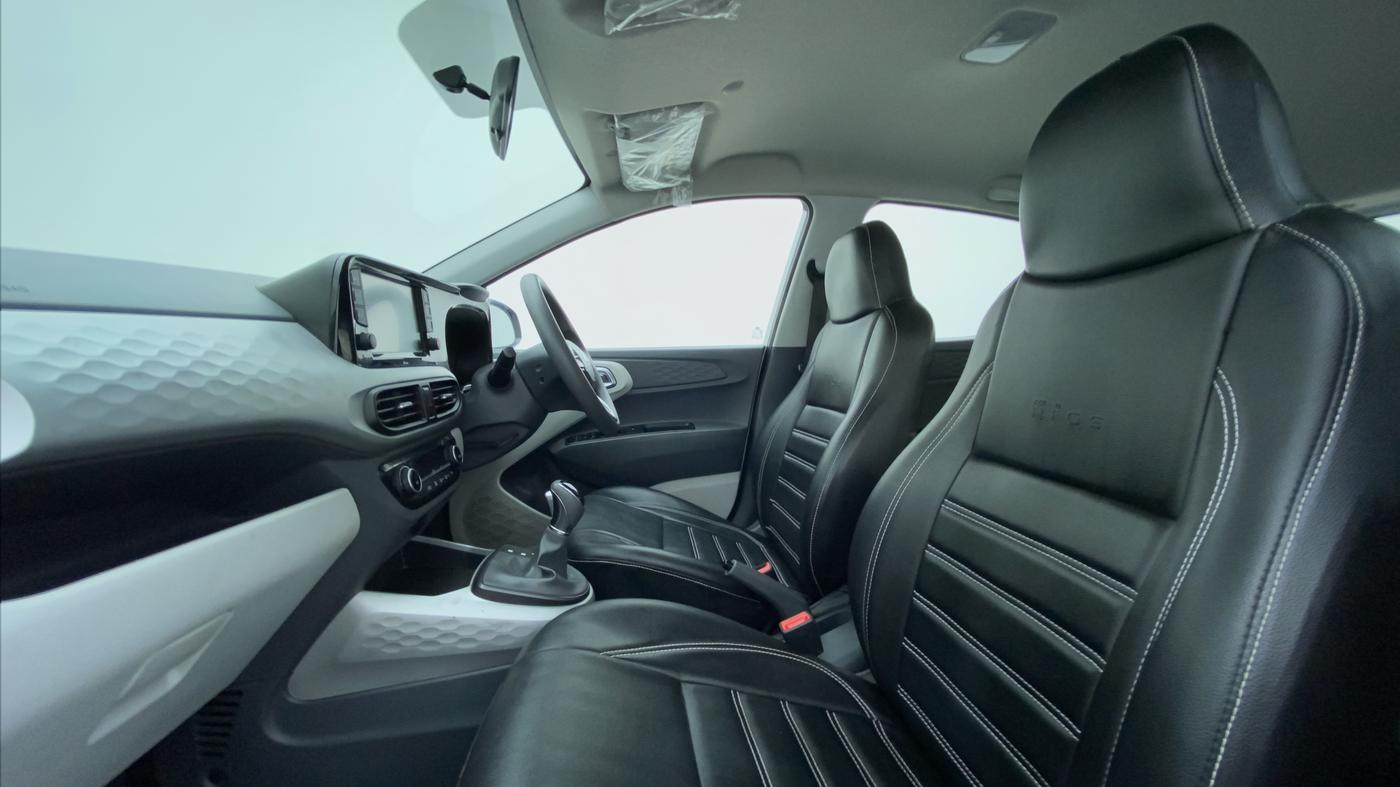 2020 Hyundai GRAND I10 NIOS SPORTZ AMT 1.2 KAPPA VTVT, Petrol, Automatic, 13,085 km, Right Side Front Door Cabin
