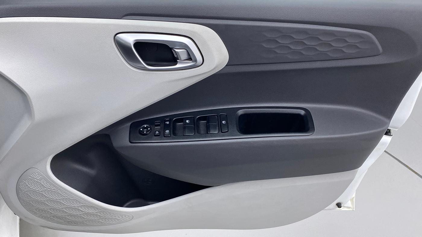 2020 Hyundai GRAND I10 NIOS SPORTZ AMT 1.2 KAPPA VTVT, Petrol, Automatic, 13,085 km, Driver Side Door Panels Control