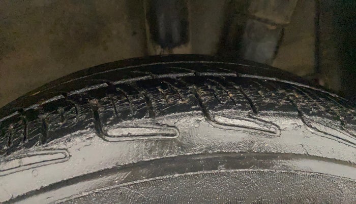 2014 Hyundai Xcent SX 1.2, Petrol, Manual, 89,519 km, Left Rear Tyre Tread