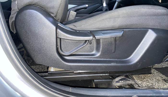 2021 KIA SELTOS HTK PLUS 1.5 IMT, Petrol, Manual, 34,081 km, Driver Side Adjustment Panel