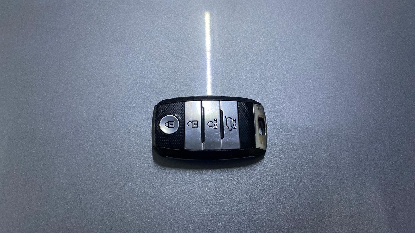 2021 KIA SELTOS HTK PLUS 1.5 IMT, Petrol, Manual, 33,770 km, Key Close Up