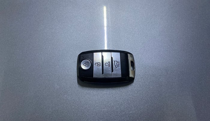 2021 KIA SELTOS HTK PLUS 1.5 IMT, Petrol, Manual, 34,081 km, Key Close Up
