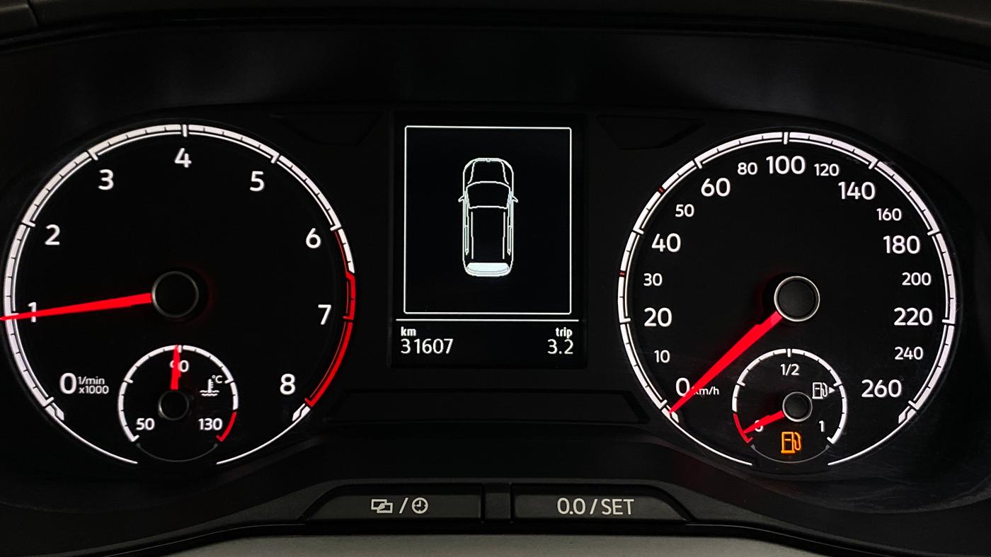 2021 Volkswagen TAIGUN HIGHLINE 1.0 TSI MT, Petrol, Manual, 31,604 km, Odometer Image