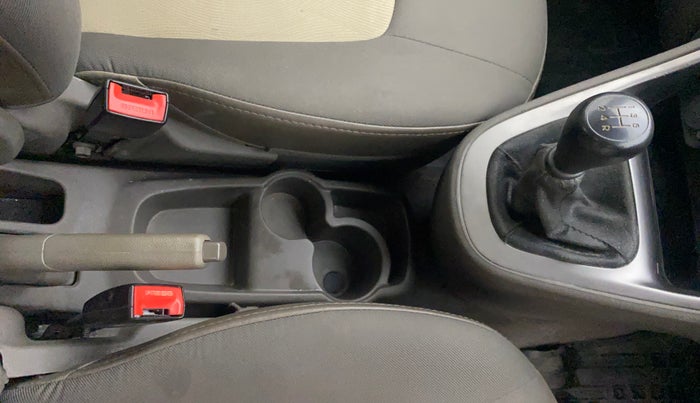 2013 Hyundai i10 SPORTZ 1.2, Petrol, Manual, 40,837 km, Gear Lever