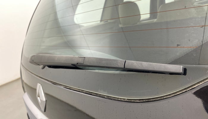 2014 Renault Duster 110 PS RXZ 4X4 MT DIESEL, Diesel, Manual, 1,69,999 km, Rear Wiper