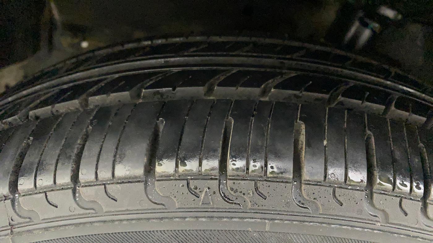 2018 Maruti Celerio X ZXI (O) AMT, Petrol, Automatic, 50,392 km, Left Front Tyre Tread