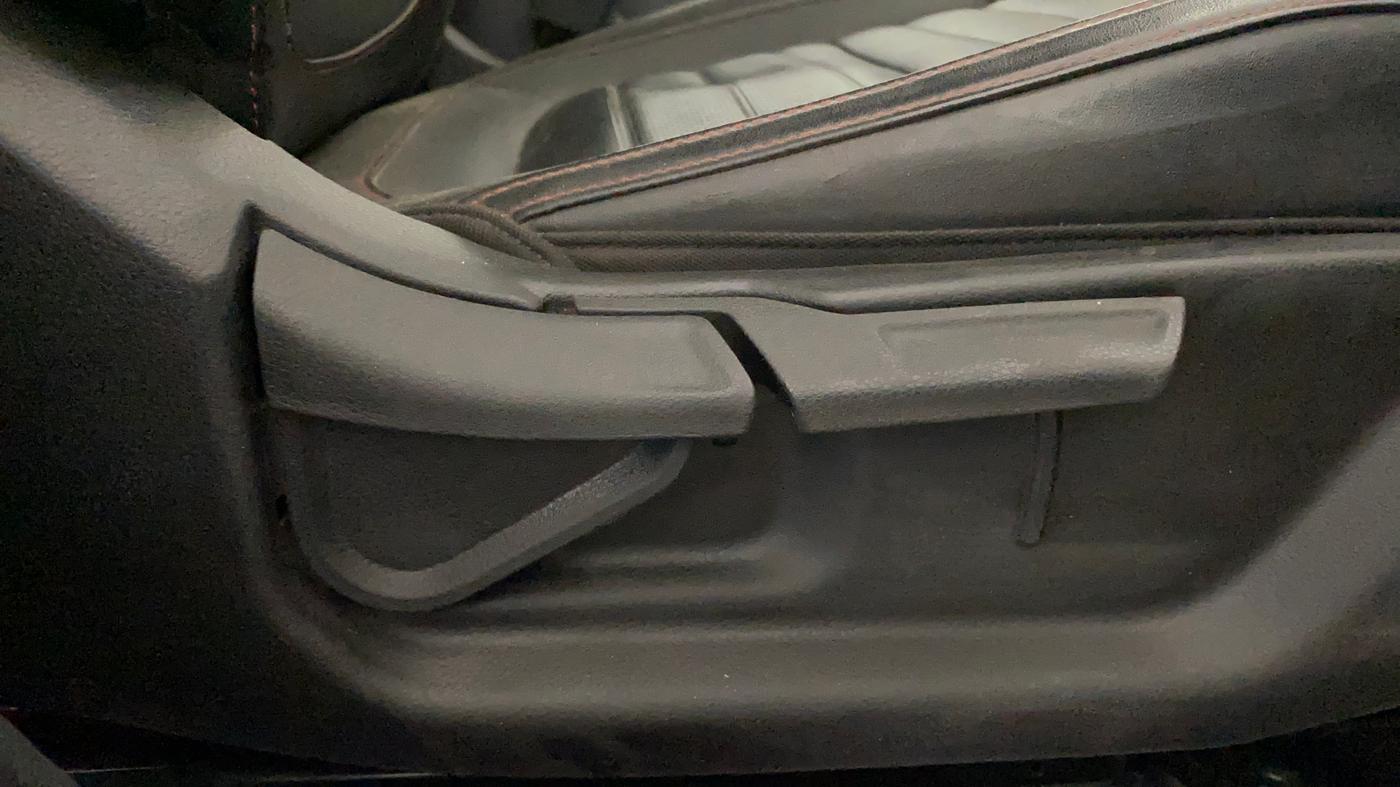 2020 KIA SELTOS GTX AT 1.4 PETROL, Petrol, Automatic, 79,439 km, Driver Side Adjustment Panel