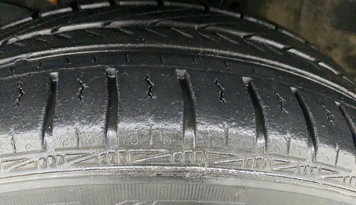2012 Honda City S MT PETROL, Petrol, Manual, 45,073 km, Left Front Tyre Tread
