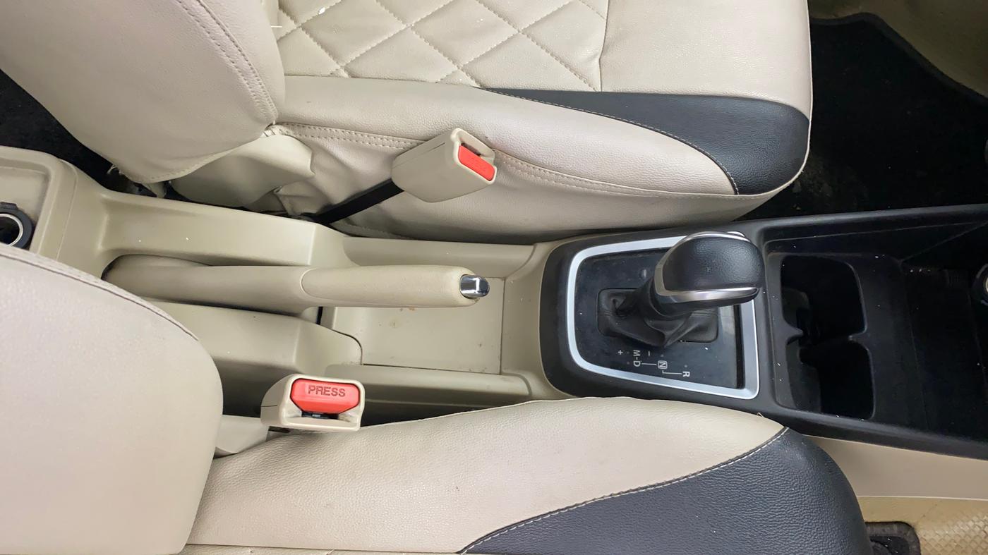2018 Maruti Dzire VXI AMT, Petrol, Automatic, 52,914 km, Gear Lever