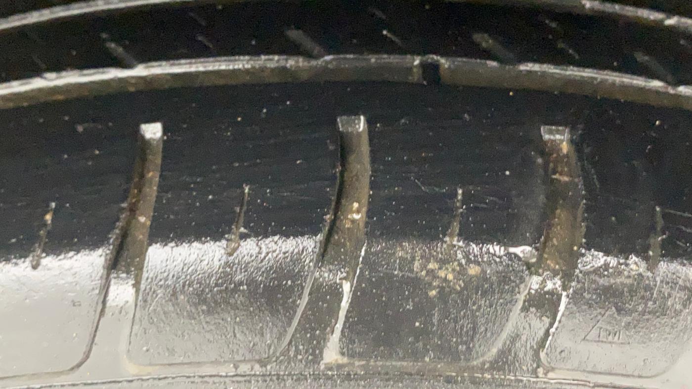 2018 Maruti Dzire VXI AMT, Petrol, Automatic, 52,914 km, Left Rear Tyre Tread