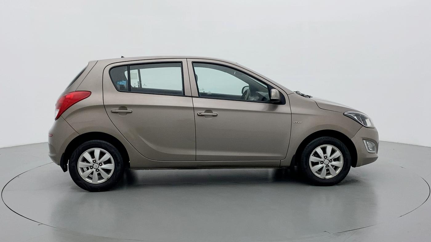 2013 Hyundai i20 SPORTZ 1.2 VTVT, Petrol, Manual, 49,600 km, Right Side View