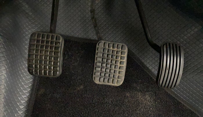 2017 Tata Tiago XM PETROL, Petrol, Manual, 54,305 km, Pedals