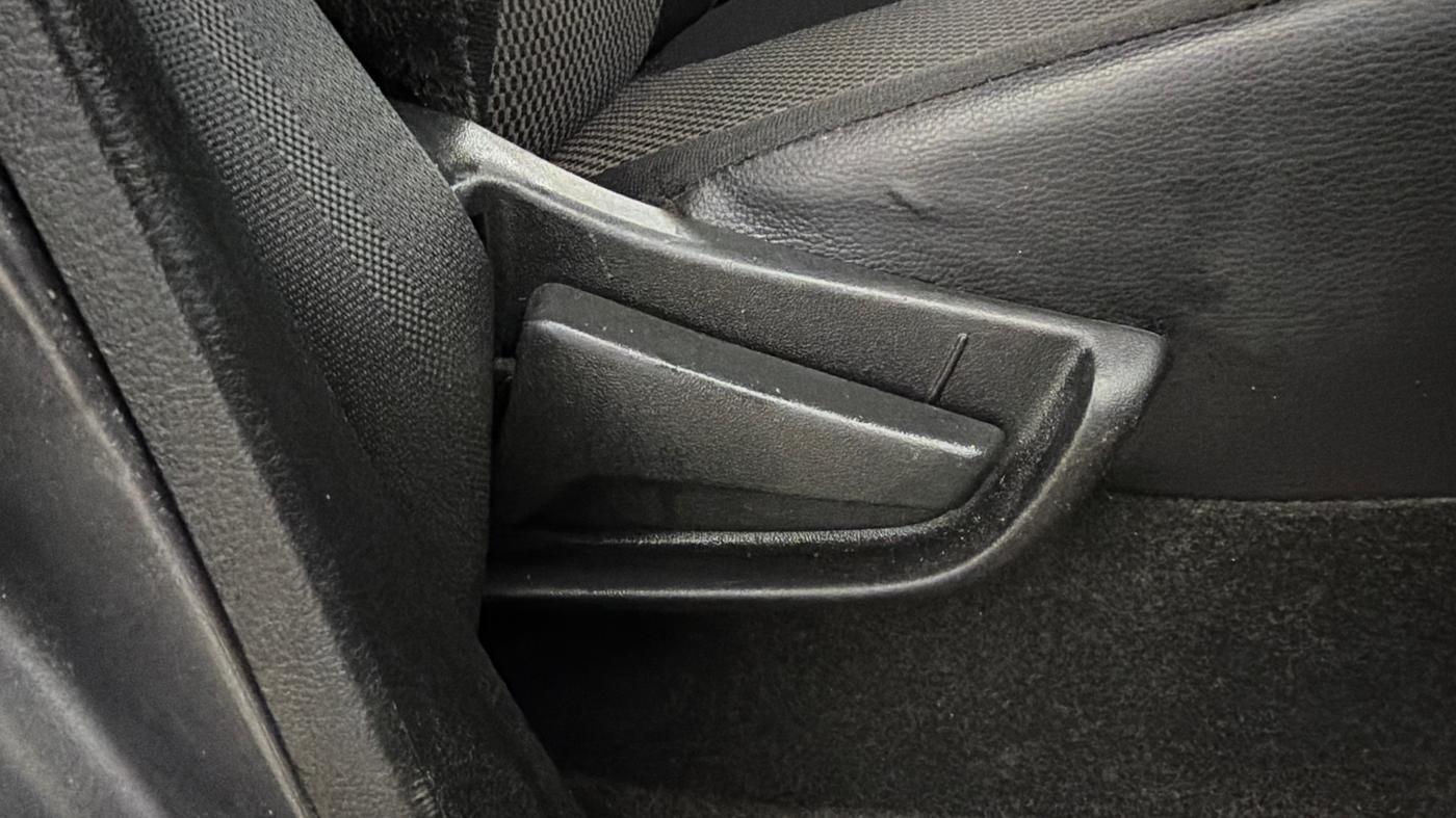2023 Maruti S PRESSO VXI, Petrol, Manual, 31,712 km, Driver Side Adjustment Panel