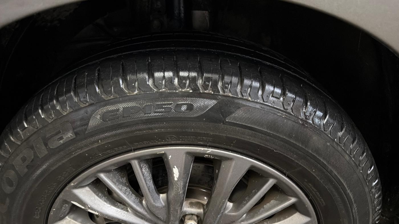2019 Maruti Ertiga ZXI+ SHVS, Petrol, Manual, 1,05,566 km, Left Front Tyre Tread