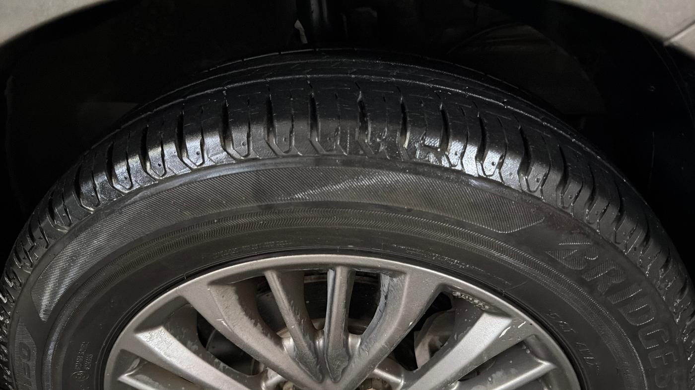 2019 Maruti Ertiga ZXI+ SHVS, Petrol, Manual, 1,05,566 km, Right Front Tyre Tread