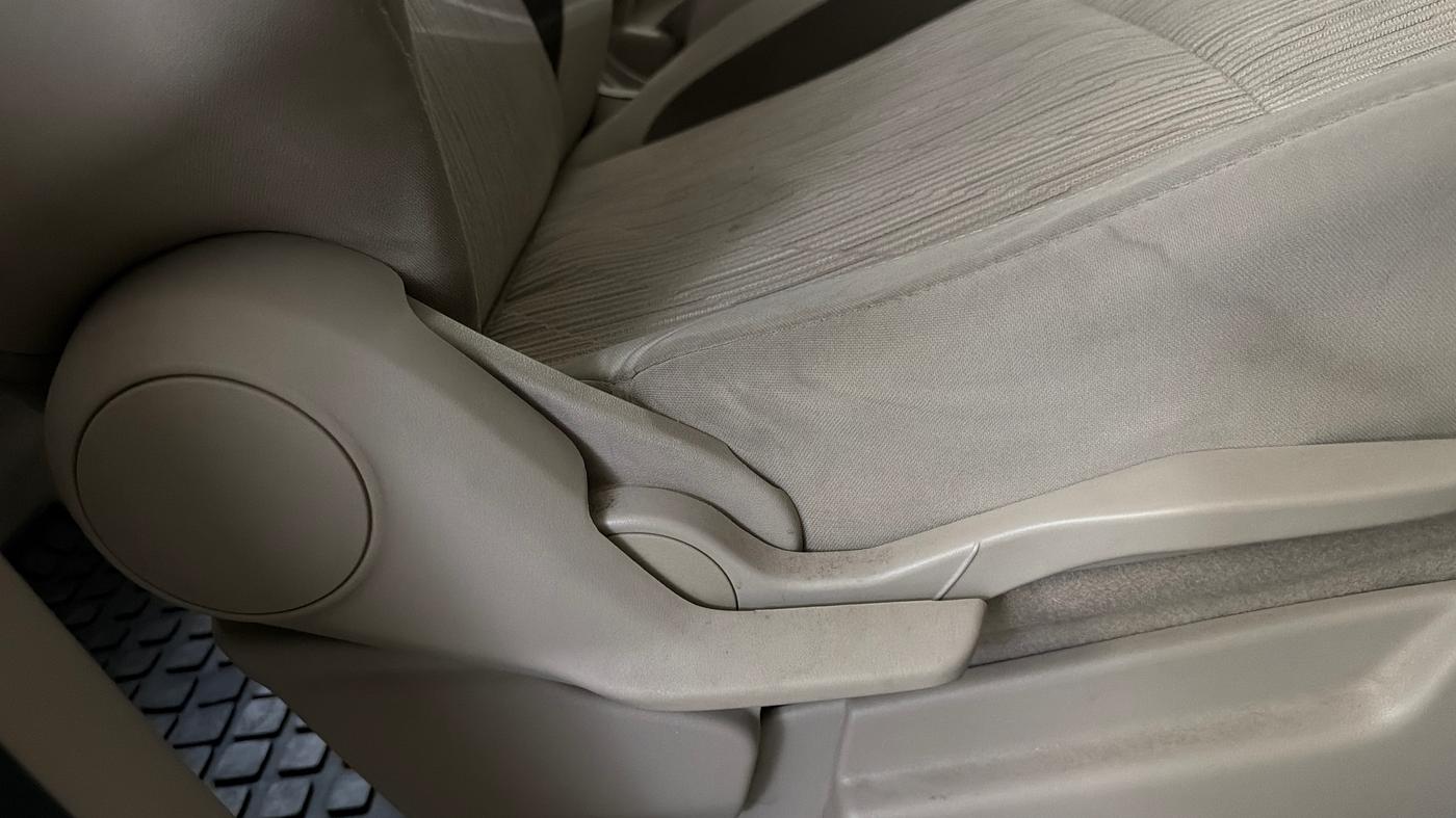 2019 Maruti Ertiga ZXI+ SHVS, Petrol, Manual, 1,05,566 km, Driver Side Adjustment Panel