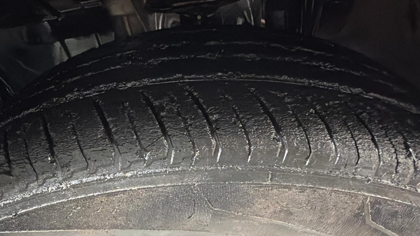 2021 Nissan MAGNITE XV MT, Petrol, Manual, 19,319 km, Left Front Tyre Tread