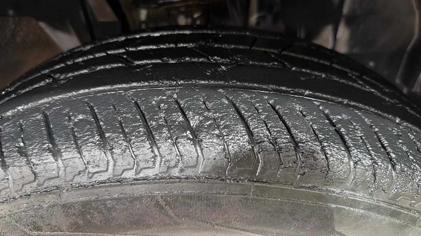 2021 Nissan MAGNITE XV MT, Petrol, Manual, 19,319 km, Right Front Tyre Tread