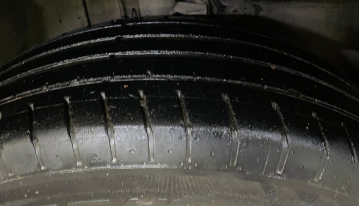 2023 Tata PUNCH ACCOMPLISHED MT, Petrol, Manual, 44,208 km, Right Front Tyre Tread