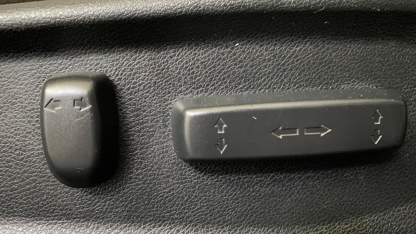 2019 Honda Civic 1.8L I-VTEC ZX CVT, Petrol, Automatic, 1,12,096 km, Driver Side Adjustment Panel