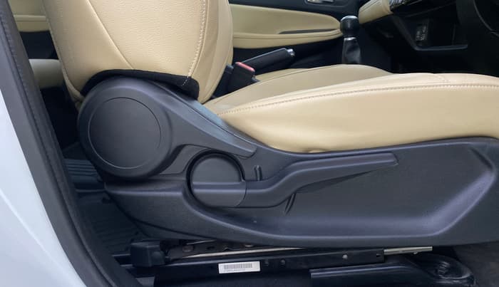 2021 Honda City 1.5L I-VTEC ZX, Petrol, Manual, 20,193 km, Driver Side Adjustment Panel